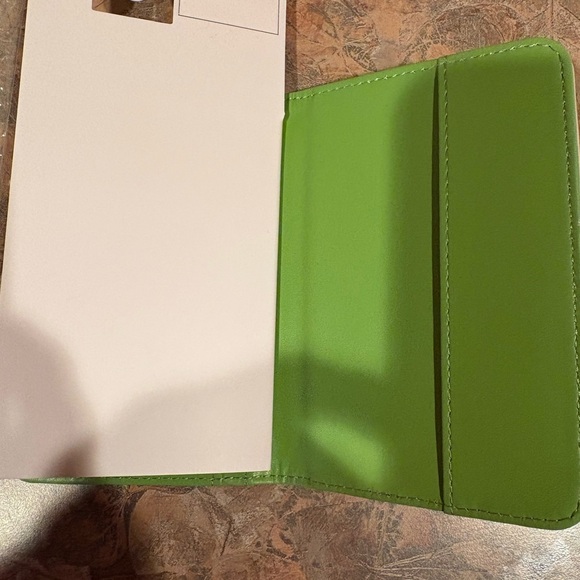 Frasier Sterling Lemon Passport Holder - Picture 5 of 9